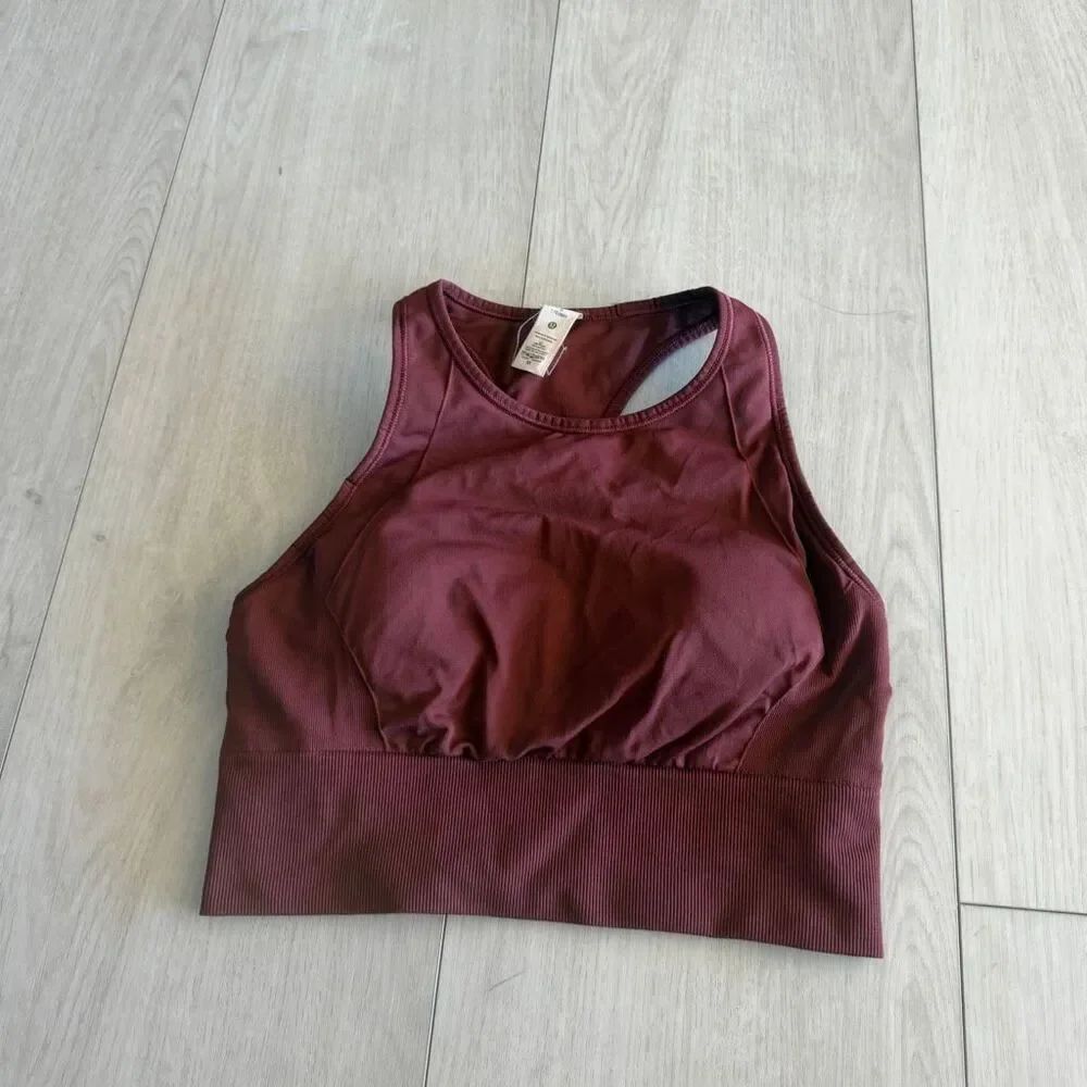 Lululemon women’s sports bra size 6